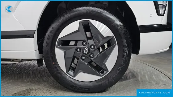 HYUNDAI KONA LONG RANGE