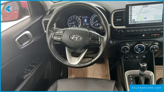 HYUNDAI VENUE 1.6 MODERN