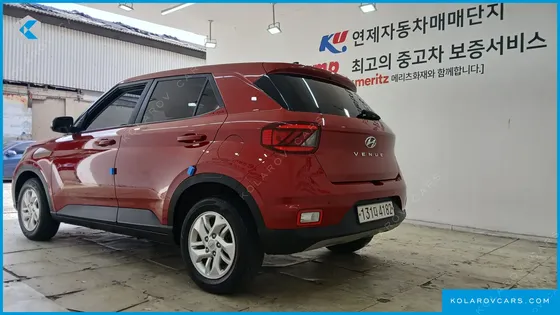 HYUNDAI VENUE 1.6 MODERN
