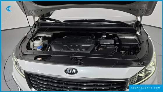 KIA CARNIVAL 9-SEATER NOBLESSE SPECIAL