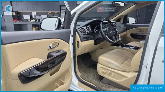 KIA CARNIVAL 9-SEATER NOBLESSE SPECIAL