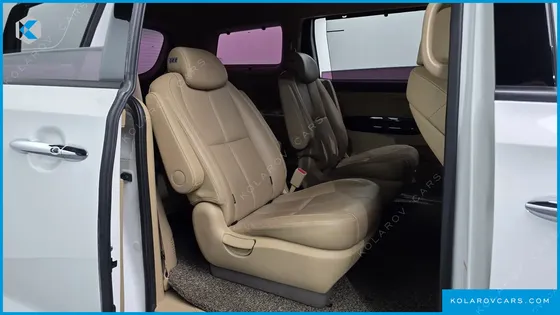KIA CARNIVAL 9-SEATER NOBLESSE SPECIAL