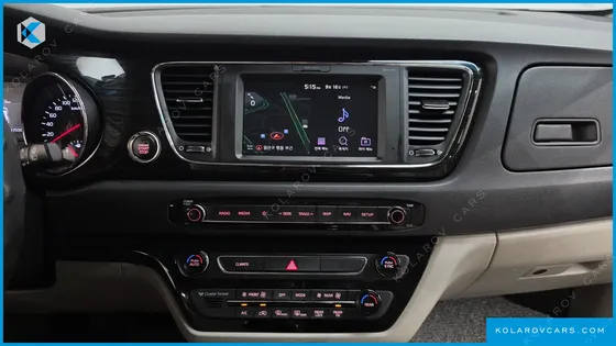 KIA CARNIVAL 9-SEATER NOBLESSE SPECIAL
