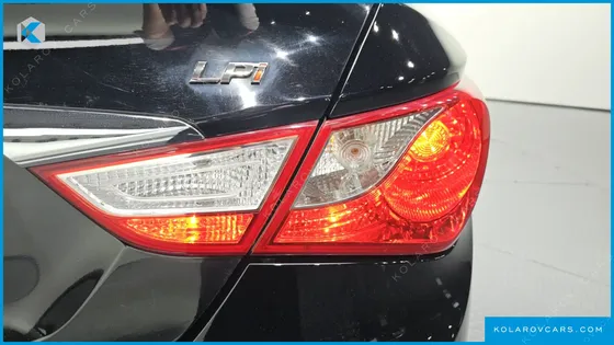 HYUNDAI SONATA LPI MODERN