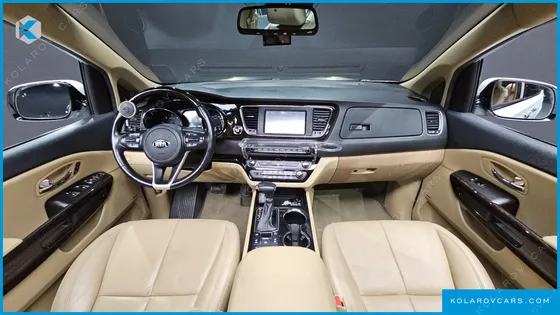 KIA CARNIVAL 9-SEATER NOBLESSE SPECIAL