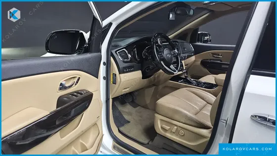 KIA CARNIVAL 9-SEATER NOBLESSE SPECIAL