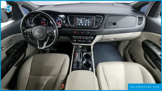 KIA CARNIVAL 9-SEATER PRSTIGE