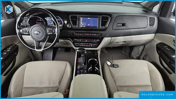 KIA CARNIVAL 9-SEATER PRSTIGE