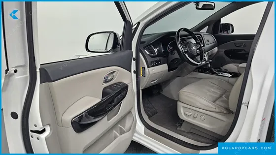 KIA CARNIVAL 9-SEATER PRSTIGE