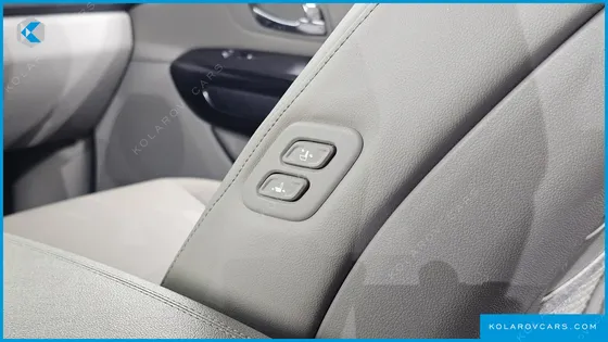 KIA CARNIVAL 9-SEATER PRSTIGE
