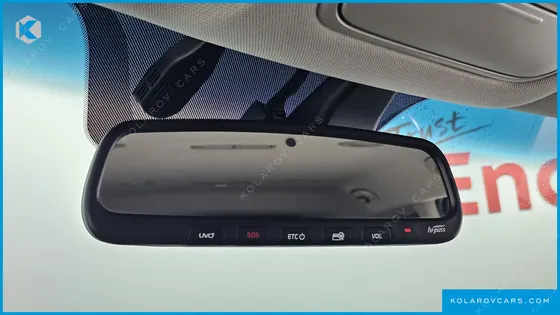 KIA CARNIVAL 9-SEATER PRSTIGE