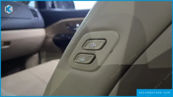 KIA CARNIVAL 9-SEATER NOBLESSE SPECIAL