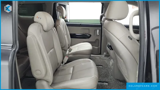 KIA CARNIVAL 9-SEATER NOBLESSE SPECIAL