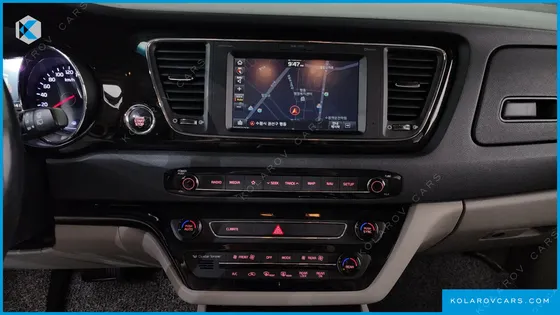 KIA CARNIVAL 9-SEATER NOBLESSE SPECIAL