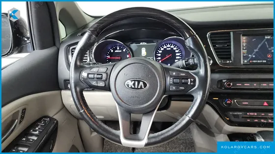 KIA CARNIVAL 9-SEATER NOBLESSE SPECIAL