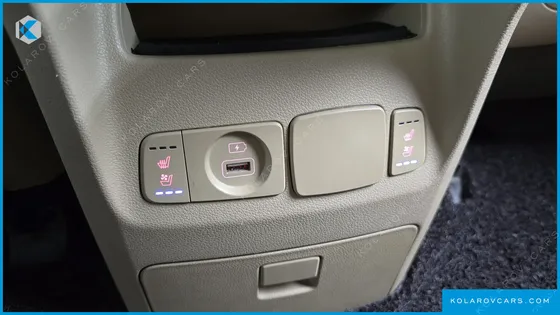 KIA CARNIVAL 9-SEATER PRSTIGE