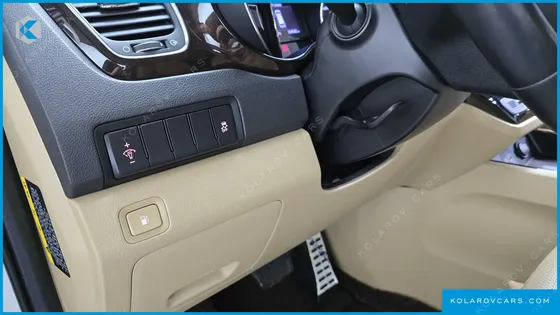 KIA CARNIVAL 9-SEATER PRSTIGE