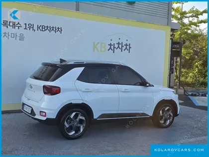 HYUNDAI VENUE 1.6 FLUX