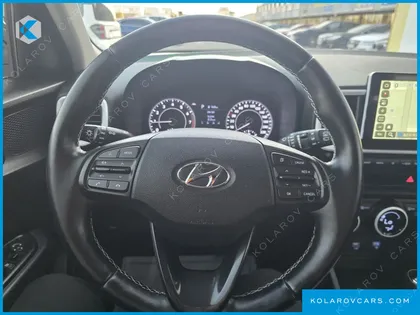 HYUNDAI VENUE 1.6 FLUX
