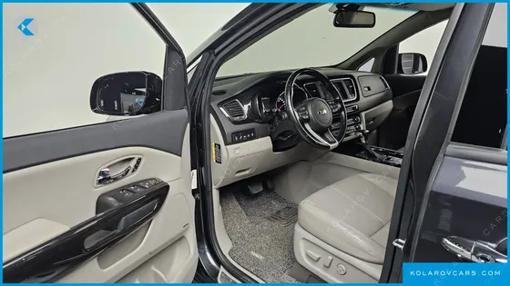 KIA CARNIVAL 9-SEATER NOBLESSE SPECIAL