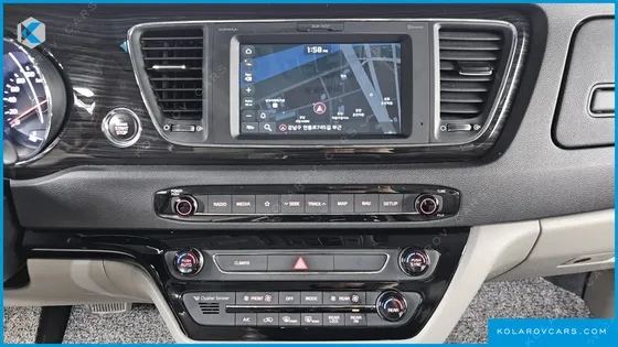 KIA CARNIVAL 9-SEATER NOBLESSE SPECIAL