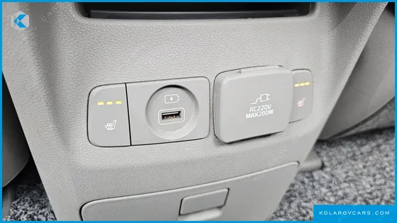 KIA CARNIVAL 9-SEATER NOBLESSE SPECIAL