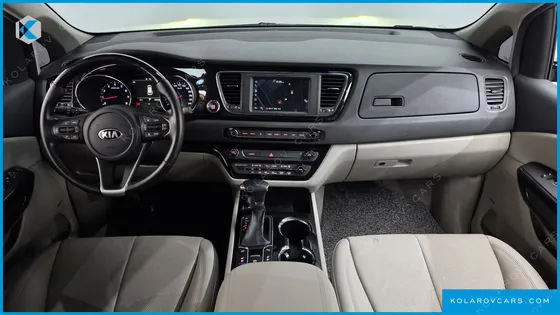 KIA CARNIVAL GASOLINE 9-SEATER NOBLESSE SPECIAL