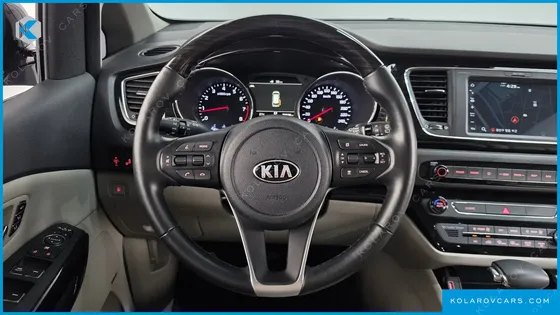 KIA CARNIVAL GASOLINE 9-SEATER NOBLESSE SPECIAL