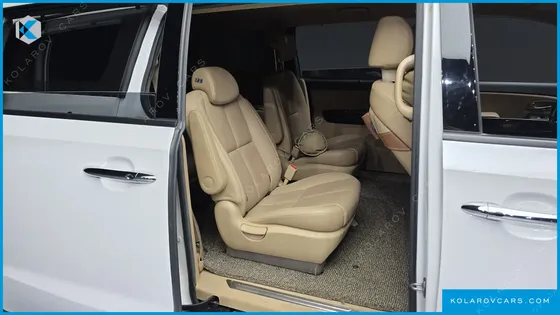 KIA CARNIVAL 9-SEATER NOBLESSE SPECIAL