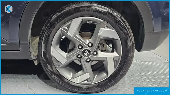 HYUNDAI VENUE 1.6 FLUX