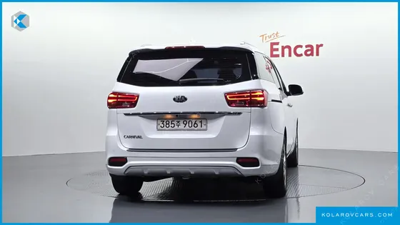 KIA CARNIVAL 9-SEATER PRSTIGE