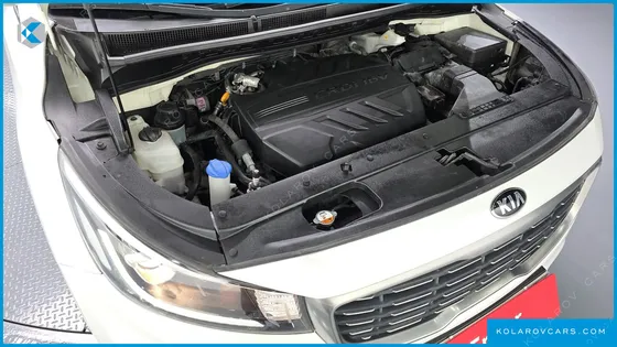 KIA CARNIVAL 9-SEATER PRSTIGE