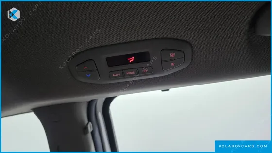 KIA CARNIVAL 9-SEATER PRSTIGE