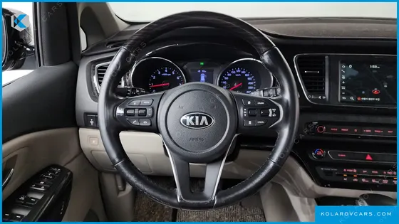 KIA CARNIVAL GASOLINE 9-SEATER PRESTIGE