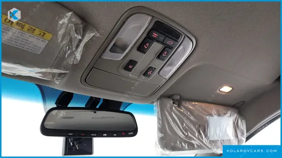 KIA CARNIVAL GASOLINE 9-SEATER PRESTIGE
