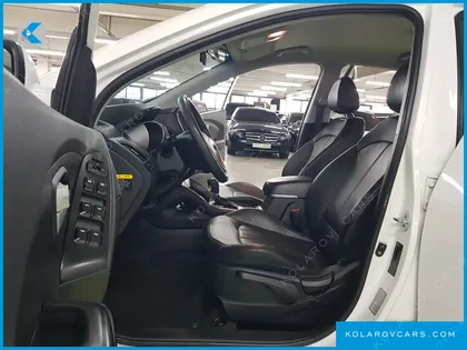 HYUNDAI TUCSON DIESEL(E-VGT) 2WD