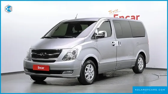 HYUNDAI STAREX 5-SEATER VAN