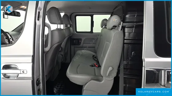 HYUNDAI STAREX 5-SEATER VAN