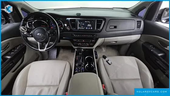 KIA CARNIVAL 9-SEATER PRSTIGE