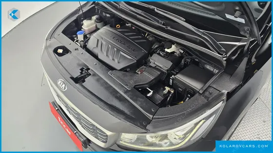 KIA CARNIVAL 9-SEATER NOBLESSE