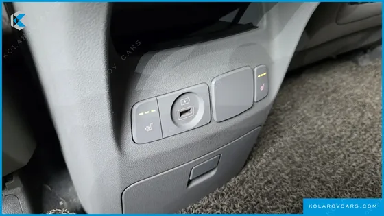 KIA CARNIVAL 9-SEATER NOBLESSE