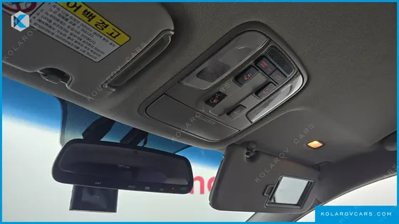 KIA CARNIVAL 9-SEATER NOBLESSE