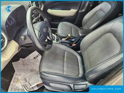 HYUNDAI VENUE 1.6 MODERN