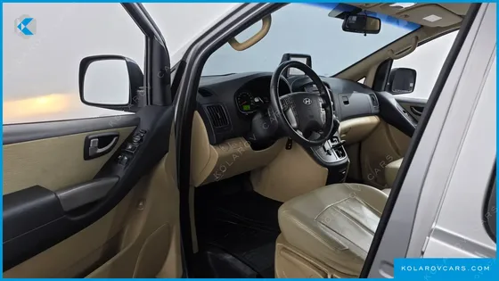 HYUNDAI STAREX 11-SEATER WAGON HVX
