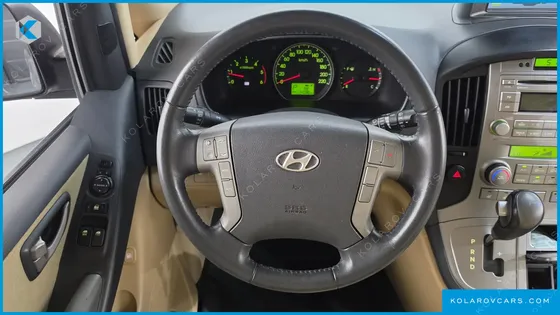 HYUNDAI STAREX 11-SEATER WAGON HVX