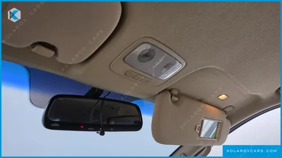 HYUNDAI STAREX 11-SEATER WAGON HVX