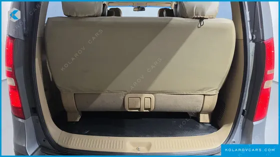 HYUNDAI STAREX 11-SEATER WAGON HVX