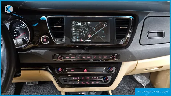 KIA CARNIVAL 9-SEATER PRSTIGE