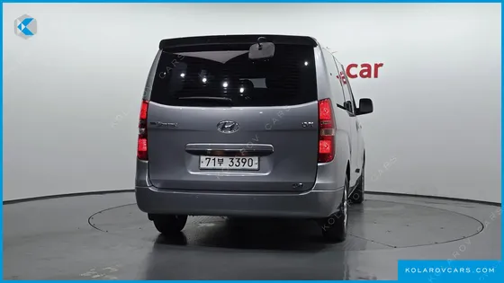 HYUNDAI STAREX 12-SEATER LPI WAGON