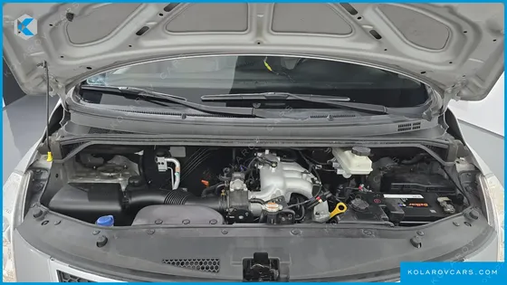 HYUNDAI STAREX 12-SEATER LPI WAGON